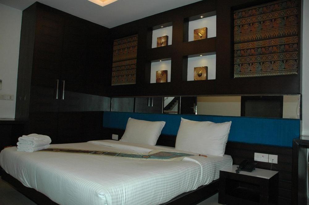 דלהי Hotel Swaran Palace מראה חיצוני תמונה
